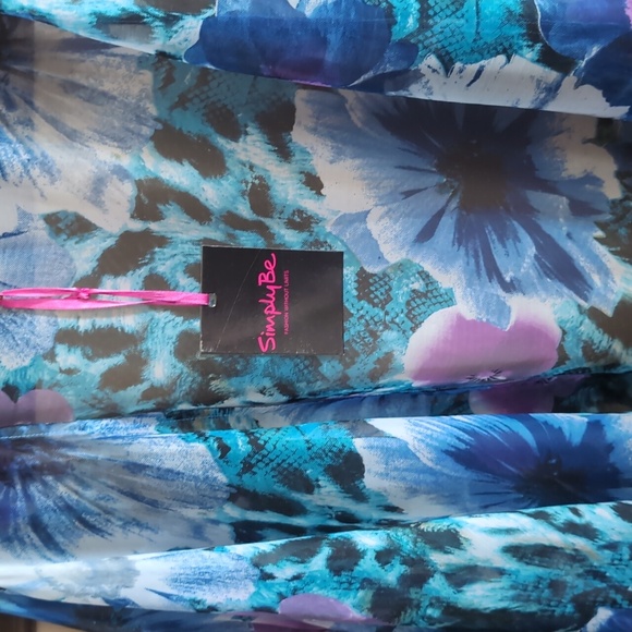 Vibrant Blue & Purple Shawl - Picture 2 of 3